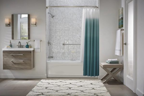 tub with shower curtain